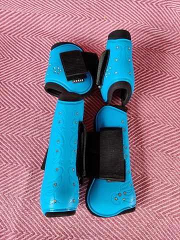 SECOND HAND Suojasetti Horka, full