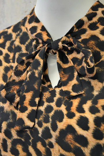 Pusero, leopardi kuvioinen