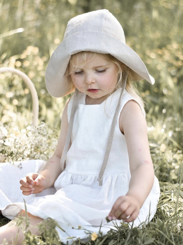 Lieri Bonnet Sand