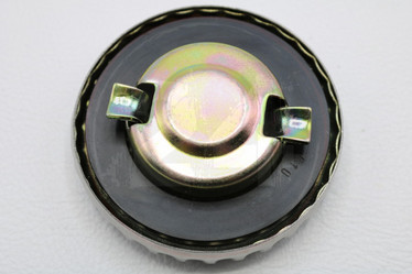 Polttoainesäiliön korkki kromi 40mm