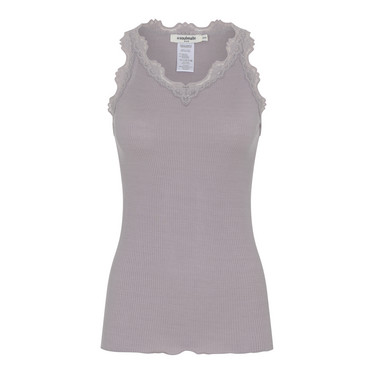 Soulmate Silky 1 on ylellisen pehmeä silkkisekoitteinen toppi