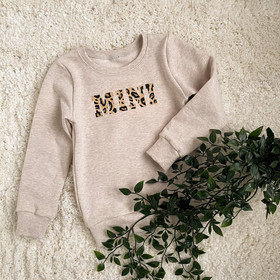 Ompeluvinkki: Vaatteen tuunaaminen kuviollisella silityskalvolla