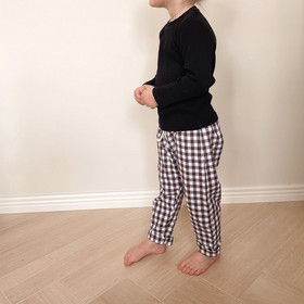 Rennot kesähousut ruutupuuvillasta