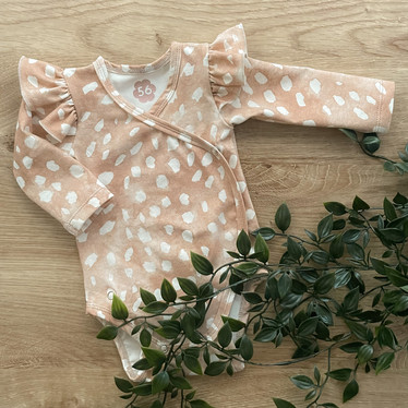 Trikoo: Bambi Pilkut, Latte