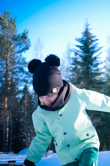 Tuubihuivi, eri värejä