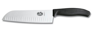 Victorinox Santoku ovaalihionnalla