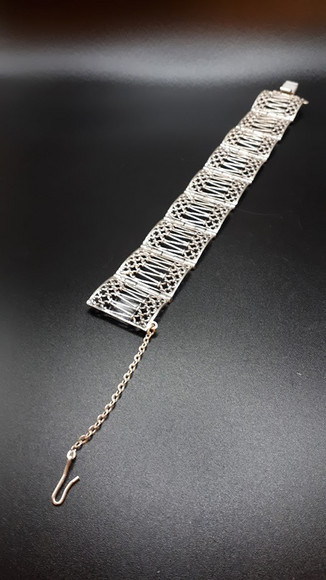 Rannekoru, design Pentti Sarpaneva