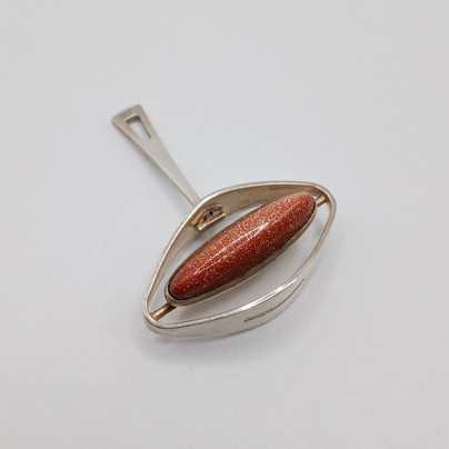 Riipus, design Elis Kauppi