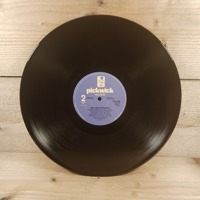 LP-levy, The Bee Gees