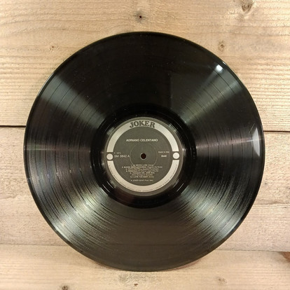 LP-levy, Adriano Celentano