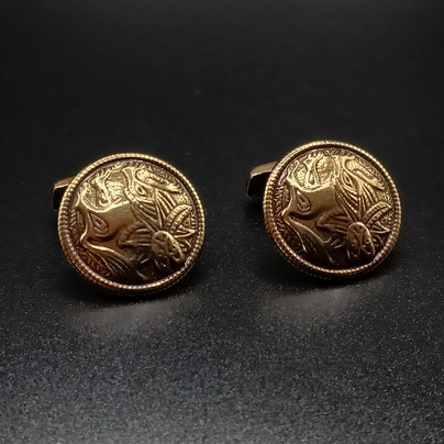 Kalvosinnapit, Aurinkoleijona, Kalevala Koru