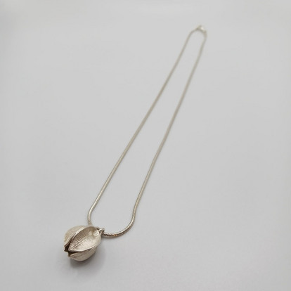 Kaulakoru, Lumikukka, Kalevala Koru