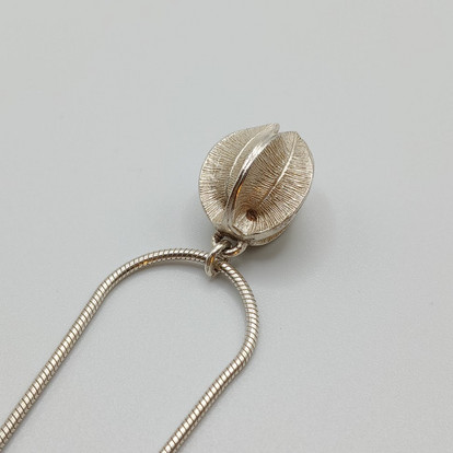 Kaulakoru, Lumikukka, Kalevala Koru