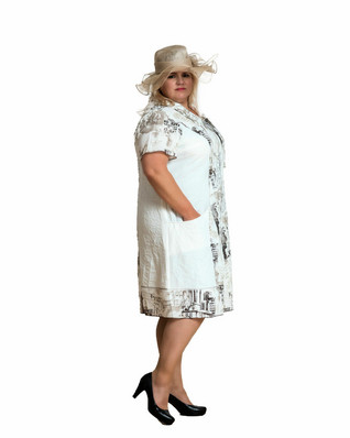 Monikäyttöinen plus-koon takkimekko