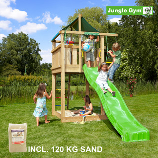 Jungle Gym Lodge leikkitornikokonaisuus ja 120 kg hiekkaa sekä vihreä liukumäki