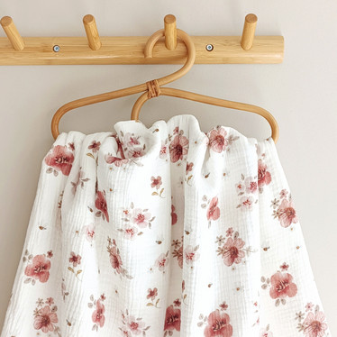 Double gauze: Delicate Flowers