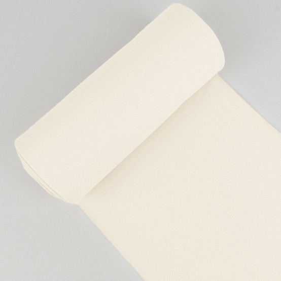 Sileä resori, Off White