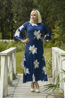 Helen maksimekko trumpettihihoilla. Lilja marine