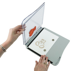 Tim Holtz Stamp Platform, leimailulaite