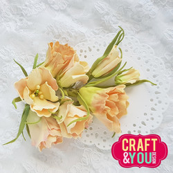 Craft & You stanssi Eustoma Flowers