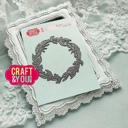 Craft & You stanssi Wreath 3