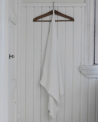 Heaven Linen 80 x 145 kylpypyyhe valkoinen, Käinby