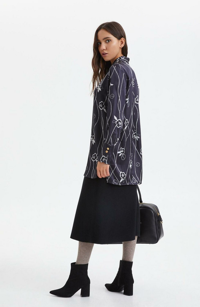Busnel, Lana Bis shirt
