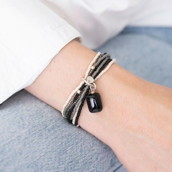 A Beautiful Story, Nirmala Black Onyx Hopea Rannekoru