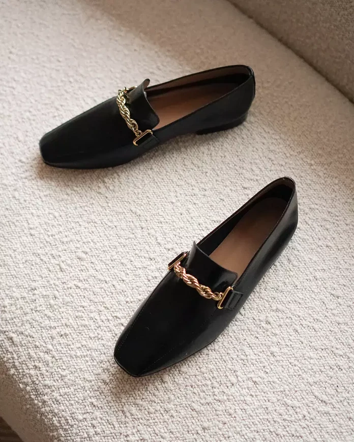 Flattered, Vivo Leather Black