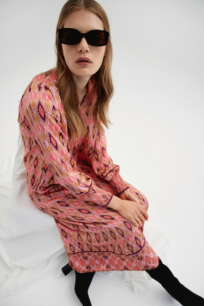 Gustav, Costa Dress