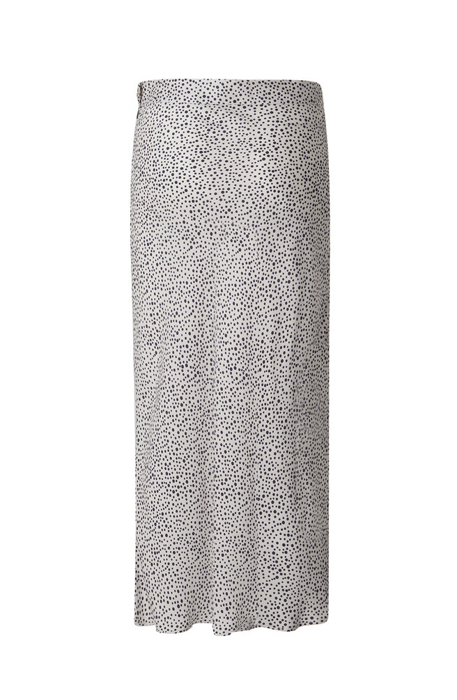Busnel, Ninna skirt