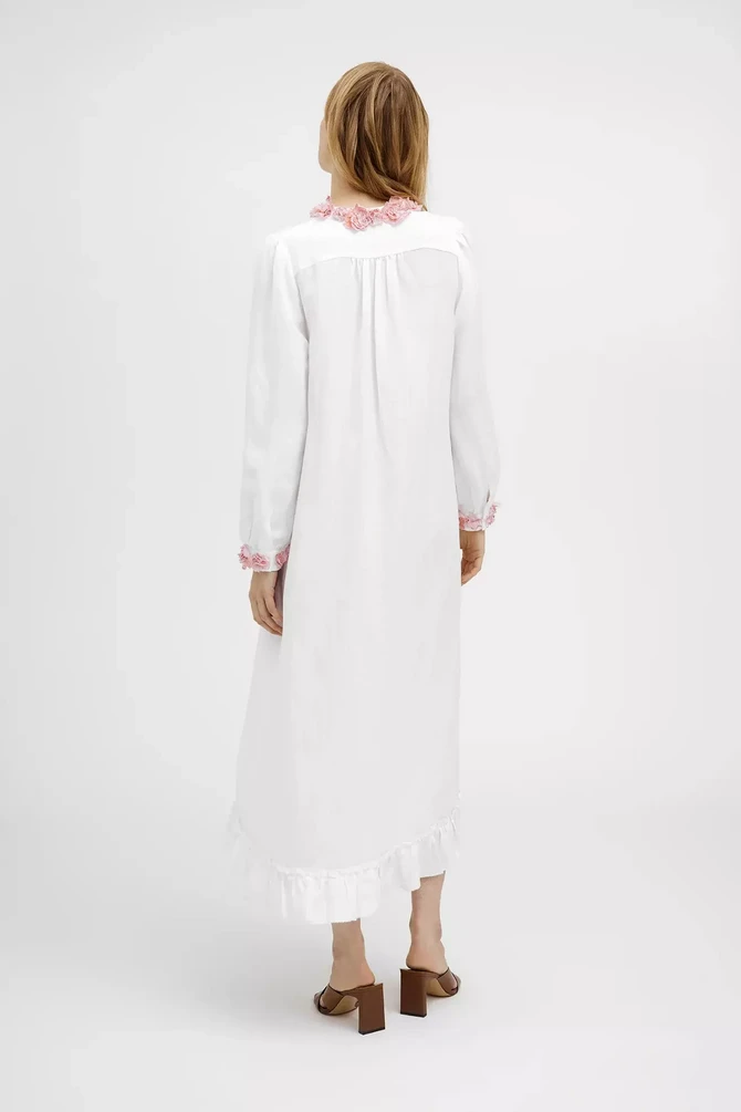 Gustav Denmark, Kendi Dress