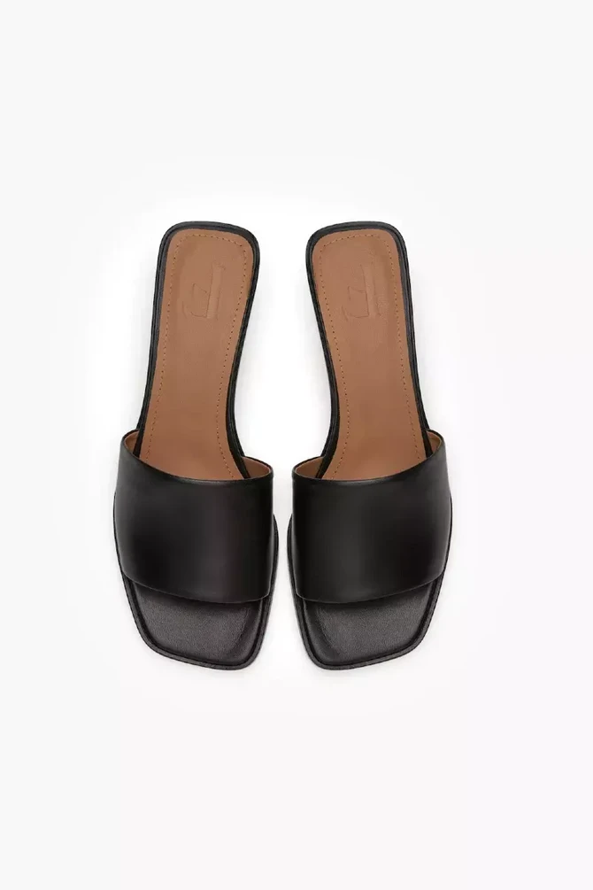 Flattered, Jody Heels Black