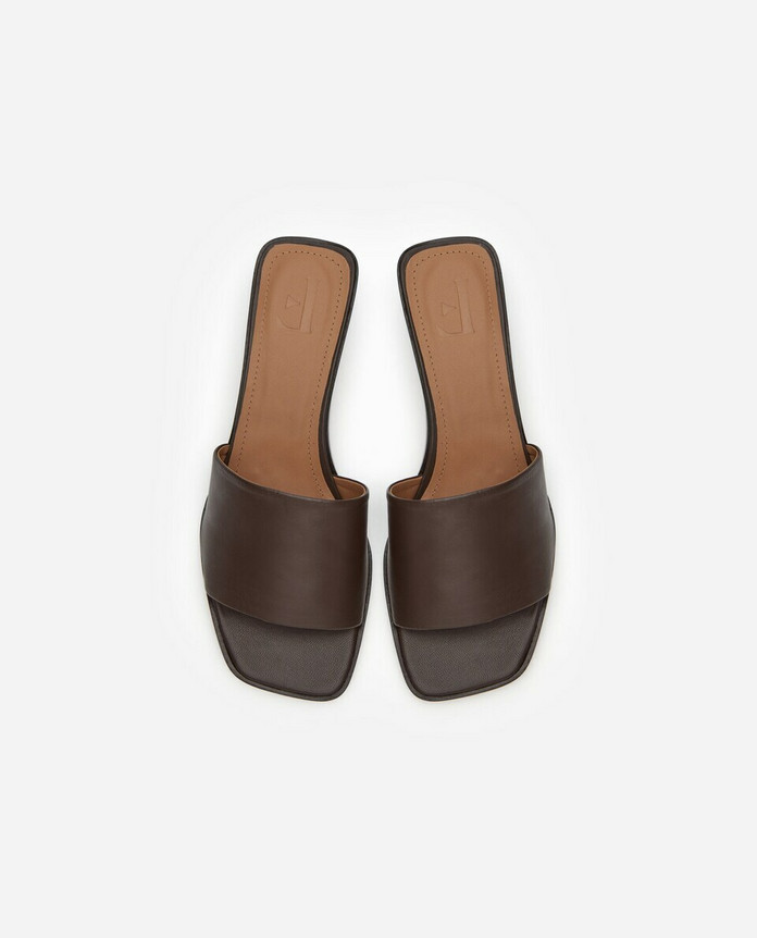 Flattered, Jody Heels Brown