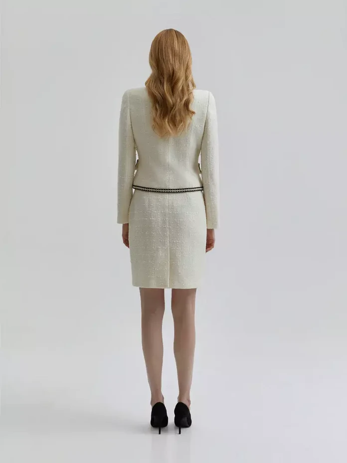 Andiata, Lesley Blazer