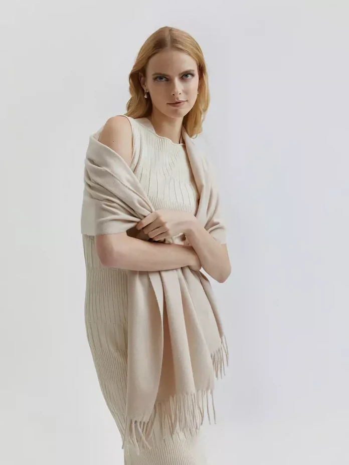 Andiata, Eliena Villahuivi