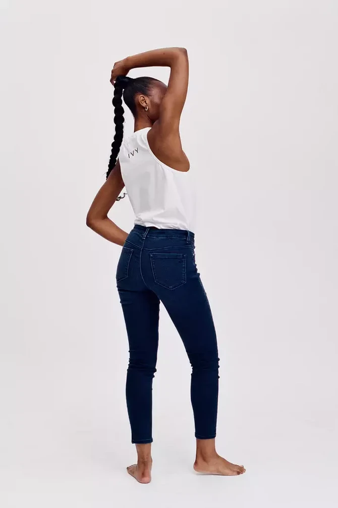 IVY Jeans, Alexa Farkut