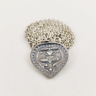 Kalevala Koru, Aarrekääty -riipus, Hopeaa -14