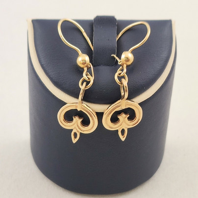 Kalevala Koru, Karjalainen nauhapunos -korvakorut, 14k kultaa -97