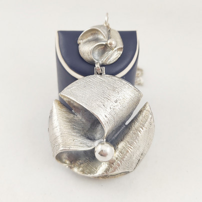 Tammi Jewelry, (big) gorgeous Pendant, 830 Silver