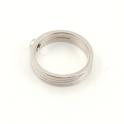 Kalevala Jewelry, ´Reed´-diamond ring , 18c Whitegold , 2011
