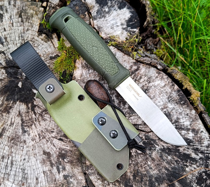 Mora Kansbol tuppi Vegvisir