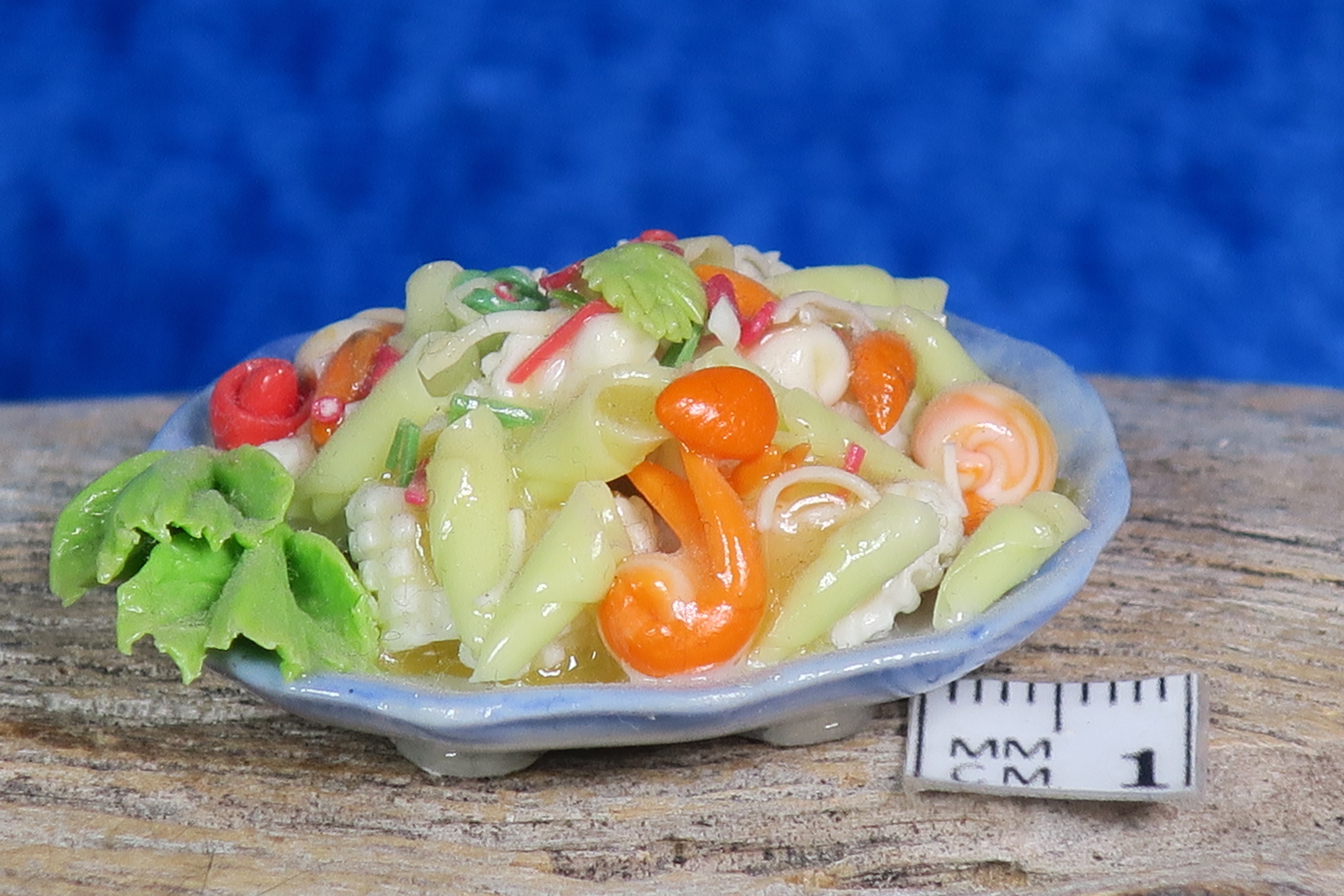 Nukkekodin ruoka pastasalaatti – Kivikauppa Qii