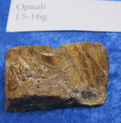Opaali raaka natural ruskea 15-16g 39x23x16mm Hi126