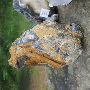 Akaattigeodi iso 3,8kg korkeus 21cm nro 61G