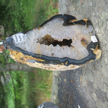 Akaattigeodi iso 3,8kg korkeus 21cm nro 61G