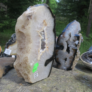 Akaattigeodi 7,9kg iso 29x16x8cm Brasilia