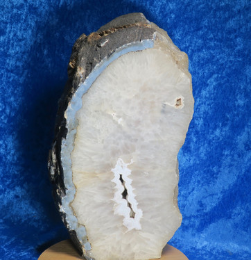 Akaattigeodi 7,9kg iso 29x16x8cm Brasilia