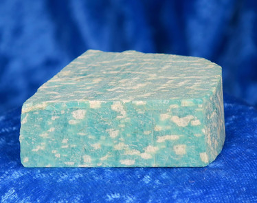 Amatsoniitti siivu 87g 50x50x18mm  nro Hi85. Katso video