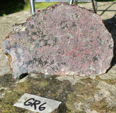 Granaatti siivu 130x90x8mm 250g Suomi GR6